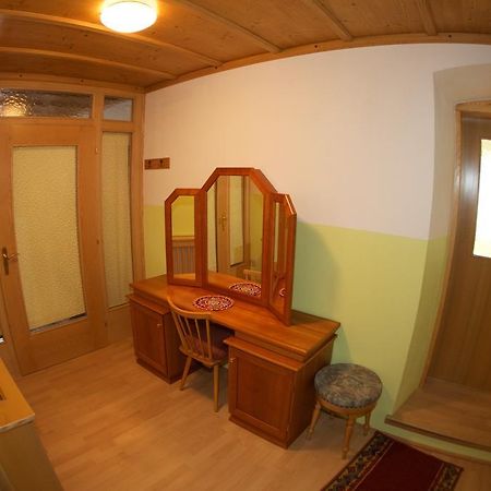 Apartamento Haus Stoeffler Reisach Habitación foto
