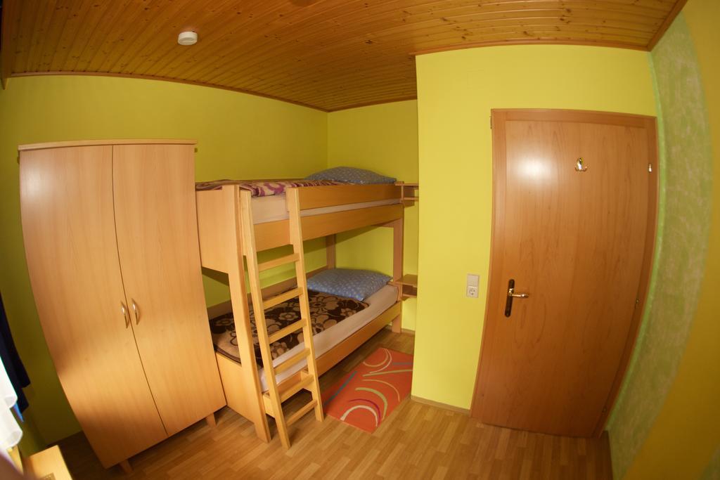 Apartamento Haus Stoeffler Reisach Habitación foto